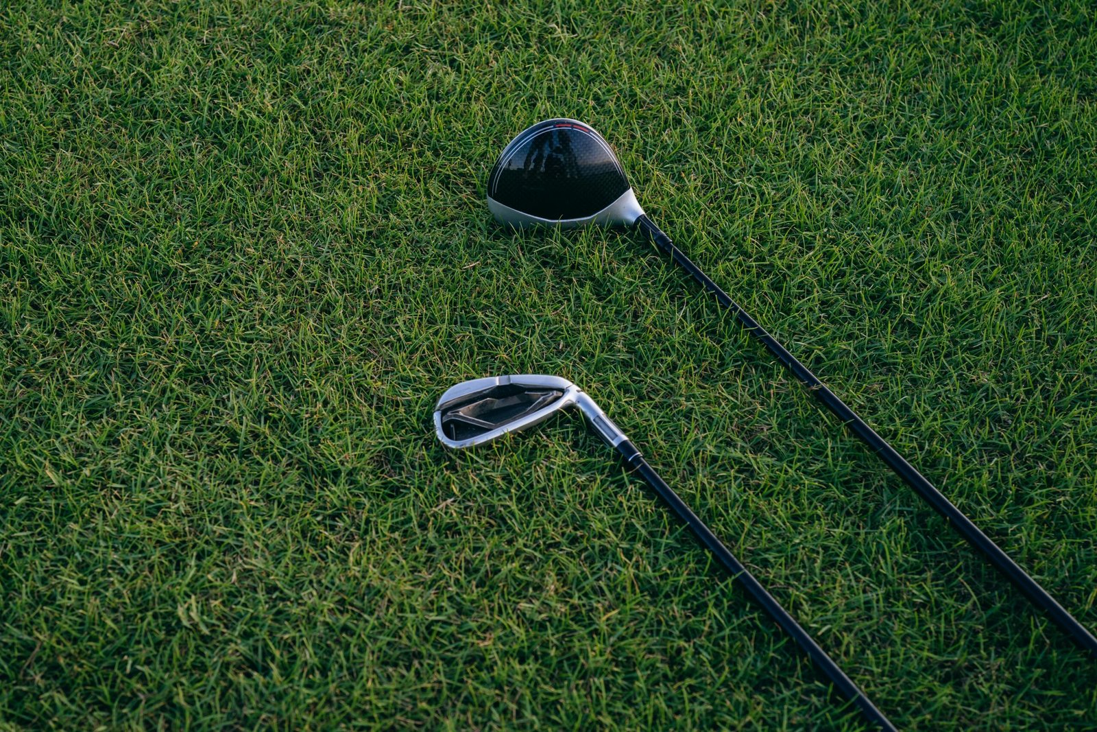 The Ultimate Guide to Choosing and Using Fairway Woods for Beginners