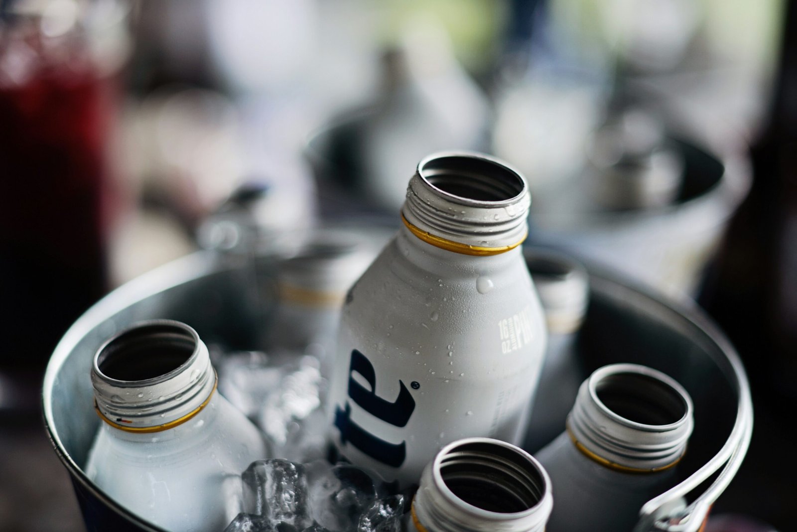 Cheers to the Greens: A Fun Guide to Golf Drinks for Every Occasion