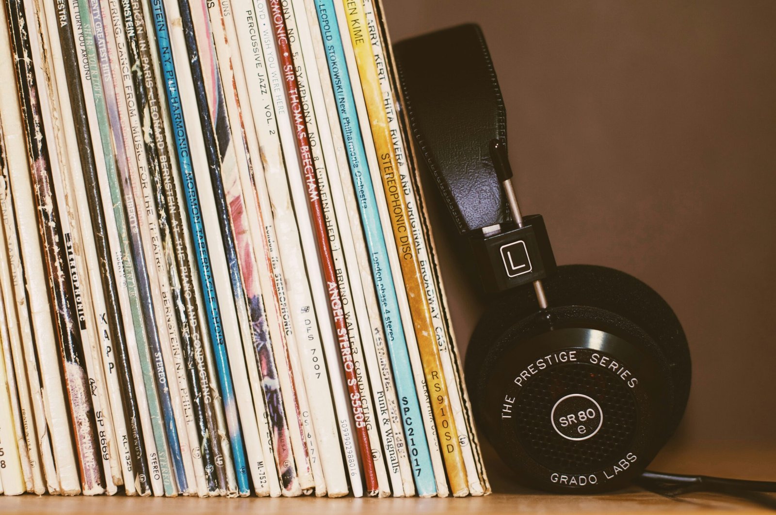 The Ultimate Golf Music Playlist: Groove Through the Greens
